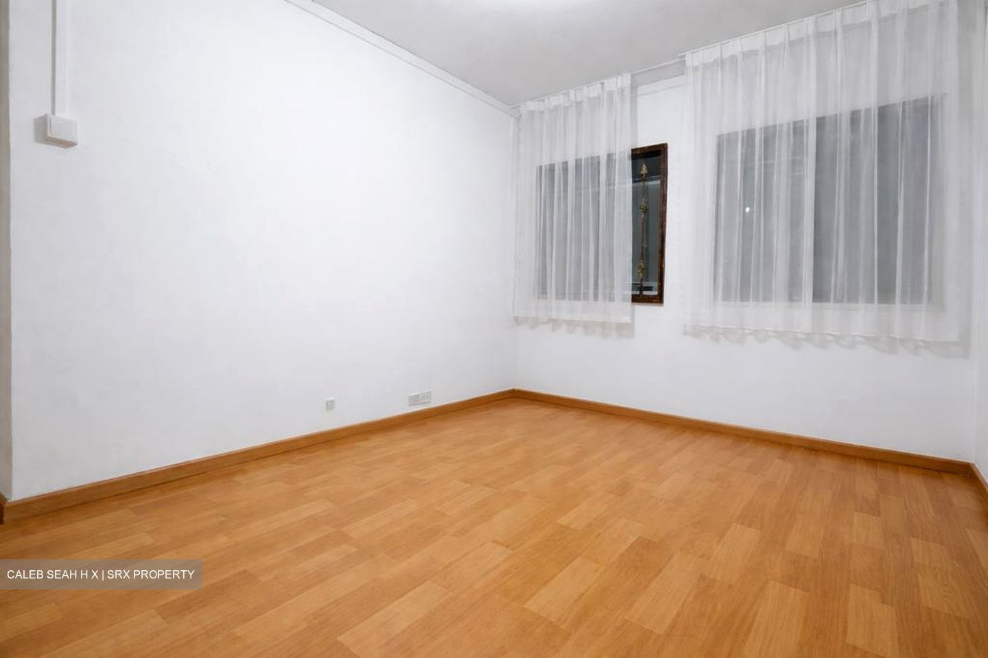 Blk 960 Hougang Avenue 9 (Hougang), HDB Executive #526126101